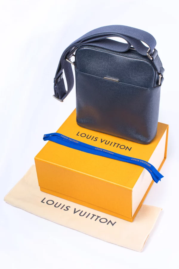 Louis Vuitton Messenger Bag - Obrázek 2