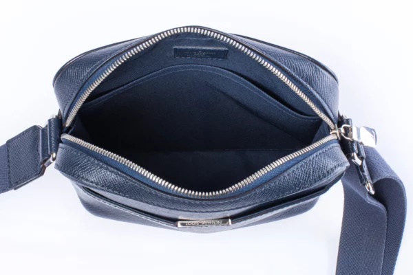 Louis Vuitton Messenger Bag - Obrázek 6