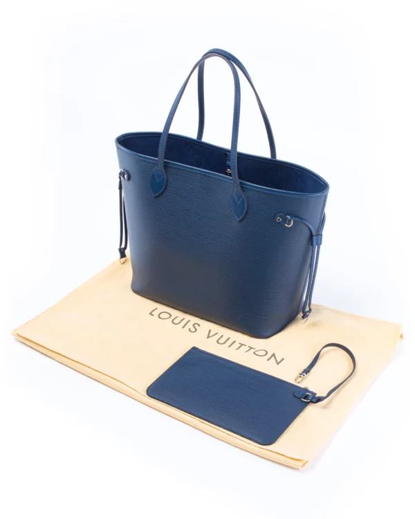 Louis Vuitton Neverfull MM - Image 10